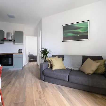 Apartment Zina - Giallo - 10 Min From Centre And Airport *
