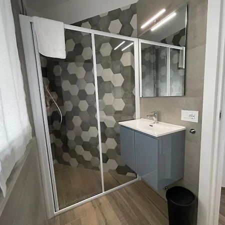 Zina - Giallo - 10 Min From Centre And Airport Apartment Bergamo